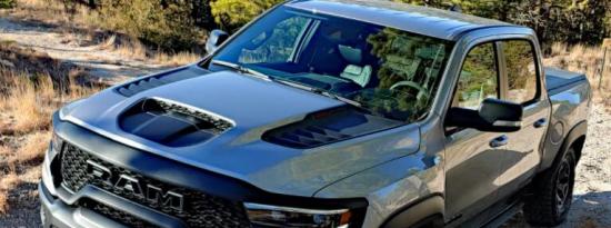 2021 Ram 1500 TRX荒謬可笑但純凈令人敬畏